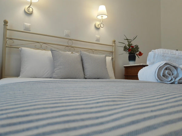Our family runs two summer houses for apartment rental in Aliki. All apartments  London, United Kingdom Stavento West-One bedroom flat 3 Entire rental unit vacation rental 17361788