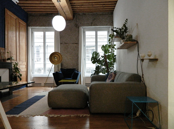 Bienvenue dans un grand appartement de 1850 typique des pentes de la Croix-Rouss Lyon, France Appartement Canut rénové à 2 pas des Terreaux Entire rental unit vacation rental 28003654