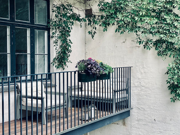 Newly renowned 4-room apartment (129m2 ) with the balcony, located on the 1st fl  Superbly located in the heart of Copenhagen. Entire rental unit vacation rental 51446290
