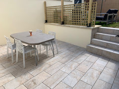 Maison de ville située sur le haut cenon tout proche Bordeaux et proche de tout  Villenave-d'Ornon, France Agréable maison de ville, 110M2 proche de Bordeaux Entire townhouse vacation rental 619182084635033928