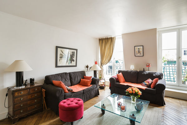 This modern, fully furnished  and carefully decorated  92sqm apt with a sunny ba Paris, France Nice apartment/balcony/Montmartre Opera Entire rental unit vacation rental 6058893