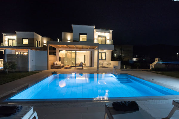 Composition: 2x kitchen, 3x bedroom, 3x bathroom<br />Amenities: private parking  Villa Mariba Blue by Estia Entire villa vacation rental 568650343830939930