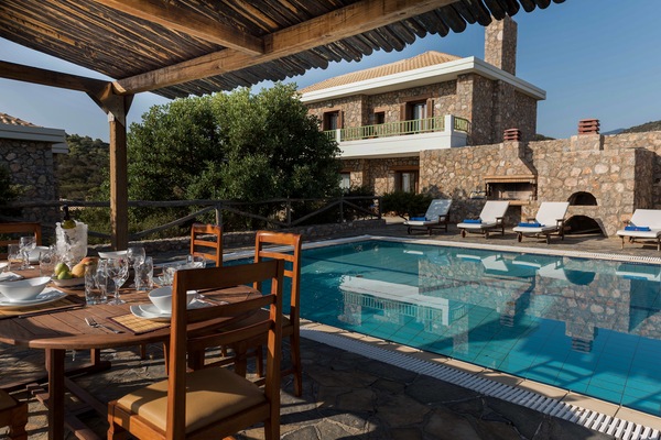 This beautiful villa offers 3 bedrooms, en-suite bathroom, a downstairs lounge a Greece Beautiful Villa by the Sea Entire villa vacation rental 21571681
