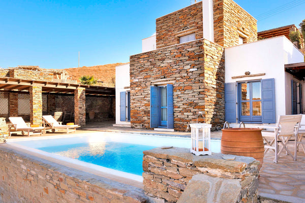 This villa is located on Akrotiri, Otzias. It has private parking, entrance, poo  Kea's villa Entire villa vacation rental 17801055