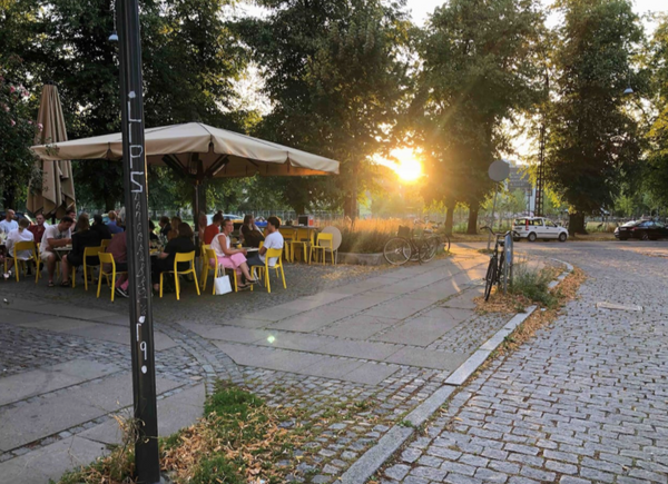 Stor rummelig bolig på det centrale og trendye Nørrebro. 3 soveværelse, et køkke Copenhagen, Denmark Spacies 4 bedroom apt w. Balcony in cozy Nørrebro Entire rental unit vacation rental 43632676