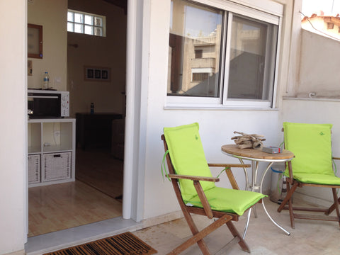 A 16 sq.m pretty flat with wooden ceiling and a veranda with ceramic tiled roof  Athens, Attica, Greece Little flat-Acropolis view veranda! Entire condo vacation rental 11272735