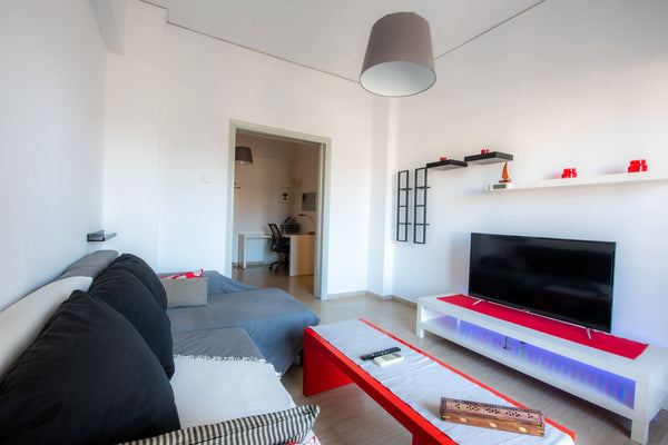 A modernly decorated apartment located near the center of Athens, with easy acce GR Spacious Living at Kallithea Entire rental unit vacation rental 592633097749489387