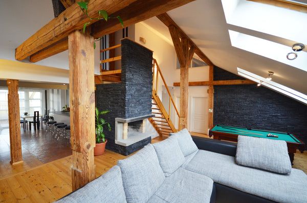 FOR GROUPS PLEASE CONTACT ME BEFORE BOOKING.<br /><br />Grand Luxury Apartment - Milovice, Czechia Grand Luxury Attic Josefov - Old Town Square Entire rental unit vacation rental 415145