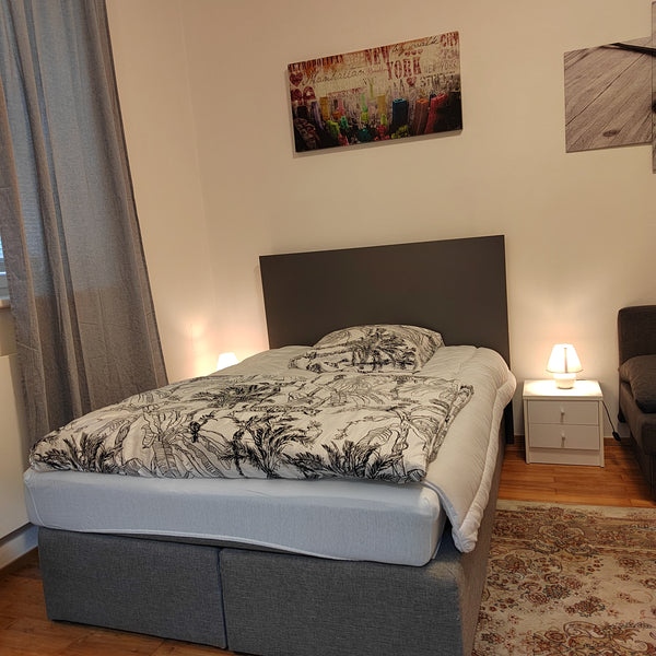 the apartment is located just opposite the Hauptbahnhof, very close to the u1 me  Easy in Wien Studio Entire rental unit vacation rental 650577840534590955