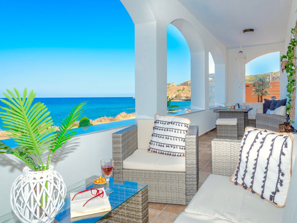Impressive Seafront Villa with Amazing Views, A/C and Private Pool just 5 meters  