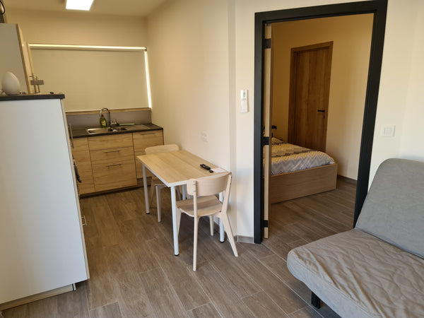 For 1 to max 4 guests<br />Everything is within easy reach from this perfectly l Merelbeke, Belgium Guest House Scheldevallei met gratis ruime parking Entire guesthouse vacation rental 48337240