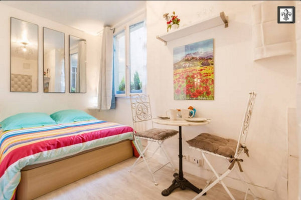 Charming studio with all amenities,  with the Internet, kitchen, washer/dryer, v Paris, France Perfect studio with WIFI, Le Marais, Walk to All Entire rental unit vacation rental 16377863