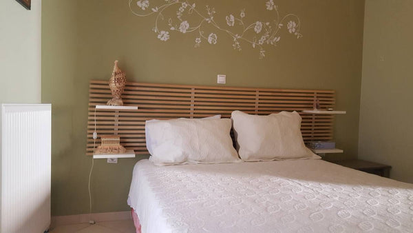 My house is the ideal place for singles or couples who want to explore the city  London, England, United Kingdom Cozy home with a lovely veranda Entire rental unit vacation rental 26899229