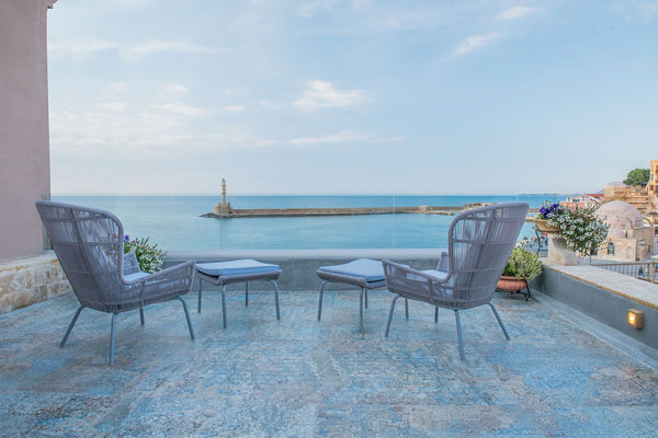 Located in the heart of the Old Town of Chania this luxury Penthouse Suite offer Chania, Greece Penthouse Suite with Spa Bath, Terrace & Sea View Room in aparthotel vacation rental 18236534