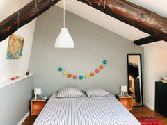 Petit appartement sous les toits au 6ème étage avec ascenseur dans le 3eme arron Lyon, France Petit Appartement cosy à 5 min à pied de Bellecour Entire condo vacation rental 28578636