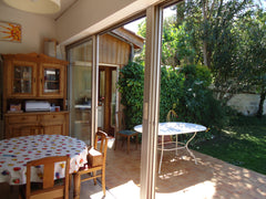 Typical 100m2 one-storey house from Bordeaux ; ideal for 2 or 4 adults with kids Bordeaux, France ❤ Typical house with a garden and private studio ❤ Entire home vacation rental 19936485