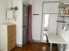 Joli petit studio situé à Montmartre, proche des Abbesses, du Sacré Cœur et de P Paris, France Studio Montmartre Entire rental unit vacation rental 19266164