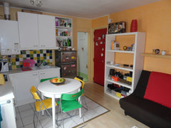 My quiet and colorful place is located in the 11th district, famous for its tour Paris, France Charming 1 bedroom- 15mns walk from Bastille Entire rental unit vacation rental 13600717