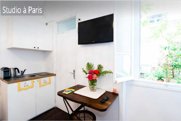 Ideal location to know Paris, while being based in a Haussmann style building in Paris, France Beautiful Studio in the heart of Paris Entire rental unit vacation rental 3015135