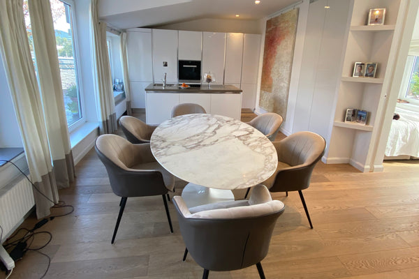 Die 80 qm große Penthouse Wohnung liegt in Pötzleinsdorf, einem der schönsten Be Vienna, Austria Sonnige Penthouse Wohnung Pötzleinsdorf Entire rental unit vacation rental 45776512