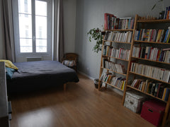 Bonjour ! Je mets à votre disposition un appartement bien aménagé situé à deux p Lyon, France Appartement à 2 pas des berges du Rhône Entire rental unit vacation rental 52119802