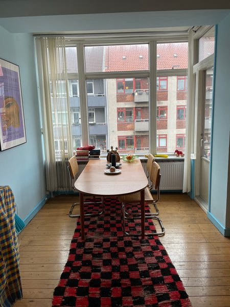 Lovely one bedroom apartment with a balcony and a seperate kitchen. Only 2 minut Copenhagen, Denmark Colourful and cosy apartment with balcony Entire rental unit vacation rental 13698821