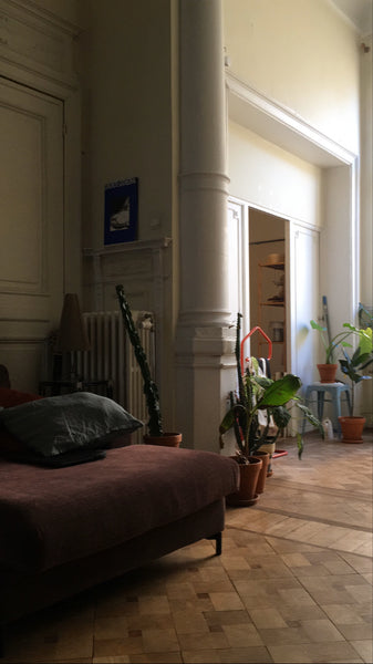 Cet hébergement élégant est parfait pour un couple, une petit groupe d'amis de 3 Brussels, Belgium Superbe appartement baroque avec patio Private room in rental unit vacation rental 692697502859320125
