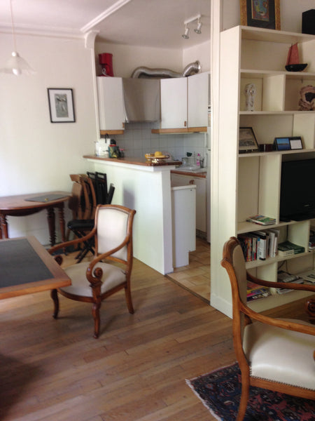 nice 2 room flat overseeing the Eiffel Tower.<br />Well located in the Beaugrene  Comfortable 2 room flat Entire rental unit vacation rental 6587279