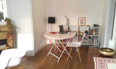 In a quiet street.<br /><br />Floor: 4th 1/2 (almost 5th)<br />No elevator<br /> Paris, France Small apartment in Montmartre (1 bedroom) Entire rental unit vacation rental 3418979