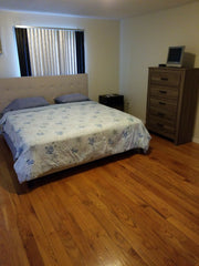 Queens "home away from home".ONLY 5 MINUTES FROM JFK AIRPORT AND 15 TO LGA/Rocka New York, United States Home in queens · ★4.83 · 1 bedroom · 1 bed · 1 private bath Private room in home vacation rental 24853936