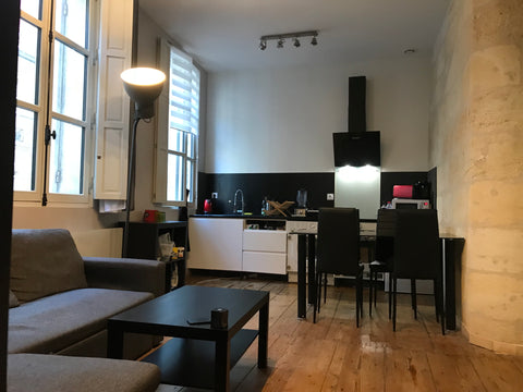 Appartement charmant (T3)  situé en plein cœur du centre historique de Bordeaux. Brest, France Appartement Charmant Cauderan Entire rental unit vacation rental 37290641