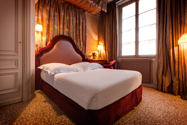 I am welcoming you in a Boudoir style four-star hotel, designed by the famous Fr Paris, France Cosy nest for 2 persons in Saint-Germain / Odeon Room in boutique hotel vacation rental 13681444