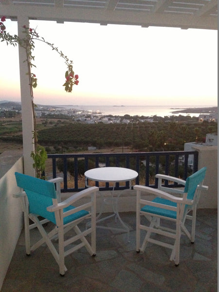 Studio indépendant 25m2 au 1er étage d'une jolie maison de style cycladique.<br  Marseille, France studio magnifique vue mer paros Entire home vacation rental 5208934