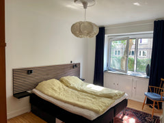 Midt mellem det hippe Vesterbro og det farverige Sydhavns-kvarter ligger den hyg Copenhagen, Denmark Hyggelig lejlighed i roligt område nær Vesterbro Entire rental unit vacation rental 657601448480034742