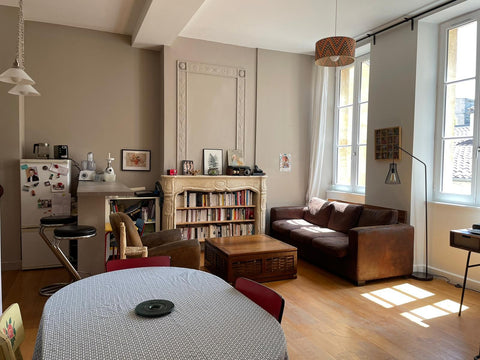 Bienvenue à vous, notre logement familial est au cœur de Bordeaux dans l'hyper c Bordeaux, France Charmant appartement familial centre historique 🌼 Entire rental unit vacation rental 641081246418576662