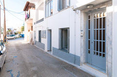 Estia Naxos is an independent apartment and a solid choice for couples who want   Estia Naxos 1BR Pr Apartment 5min Beach Center 🏖 Entire rental unit vacation rental 32931882