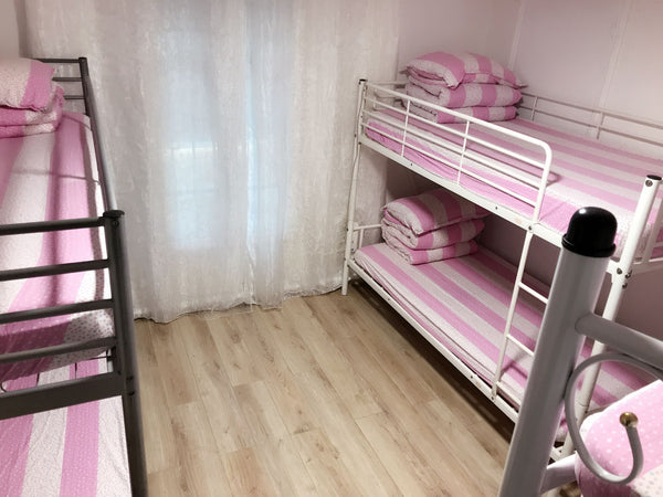 Charlinehome is located in the center of Paris, a circle of Chinese family hotel Paris, France (Six-Bed Room ) D,21€/bed. Shared room in rental unit vacation rental 8502260