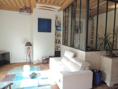 Chambre dans appartement spacieux, situé dans l'hypercentre de Lyon dans un bel  Lyon, France Chambre cosy dans bel appartement hypercentre Private room in rental unit vacation rental 42035167