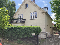 Tag hele familien med til denne fantastiske bolig (140m2) med masser af plads og  Vidunderlig villalejlighed i lukrativt kvarter Entire home vacation rental 647507797654528208