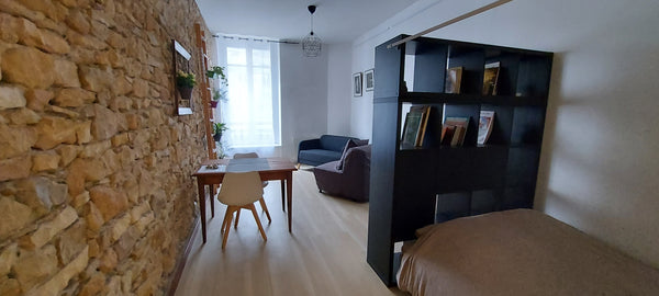 - Gare de la part dieu (15min)<br />- Halles de Lyon (12min)<br />- Parc de la T  Appartement central au cœur du 6e Entire rental unit vacation rental 711347281288067427