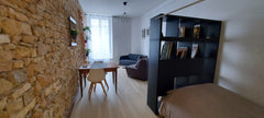 - Gare de la part dieu (15min)<br />- Halles de Lyon (12min)<br />- Parc de la T  Appartement central au cœur du 6e Entire rental unit vacation rental 711347281288067427