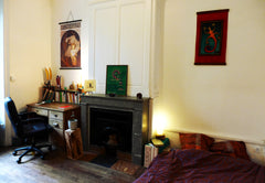 Bienvenue!<br /><br />Venez profiter de la fête des lumières dans notre grand ap Lyon, France Chambre privée ideale pour la Fete des Lumieres Private room in rental unit vacation rental 22008250