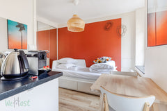 Superbe studio de 12 m2 dans le 7ème arrondissement de Lyon, pour 2 personnes. < Lyon, France Beau Studio refait à neuf pour 2 personnes Entire rental unit vacation rental 49628900