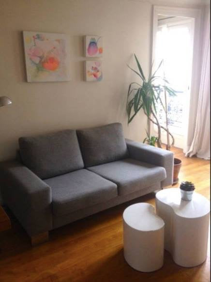 Mon logement est proche de centre de paris, canal saint-martin, république, stat Neuilly-sur-Seine, France Bel appartement cozy prés du centre de Paris Entire rental unit vacation rental 16235961