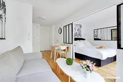 Situado en el distrito 18, a los pies del Sacré Coeur, este apartamento tiene ca Paris, France Cosy apartment 1- Sacrée Coeur / Montmartre Entire rental unit vacation rental 28303033