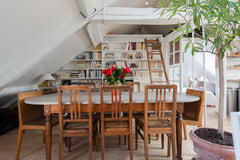 Sunny, just renovated and  cosy flat with air-conditioning and lift ,in the very Paris, France Charming Penthouse  center Paris Entire rental unit vacation rental 4772635