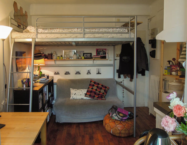 Coucou! Je loue un studio de 15 m2 dans le coeur du 15ème arrondissement. La piè Paris, France Studio Paris 15ème Entire rental unit vacation rental 10060306