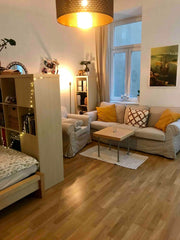 Dieses zentral gelegene Zimmer lässt euch alle wichtigen Ecken von Wien erkunden Linz, Austria Feel like viennese in the beautiful 9th district Private room in rental unit vacation rental 53621410
