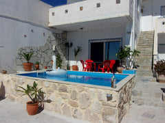 logement situé dans un quartier calme et pittoresque. Vue sur la vallée et lever Lacanau, France appartement 4 personnes avec piscine privée Entire rental unit vacation rental 32717189