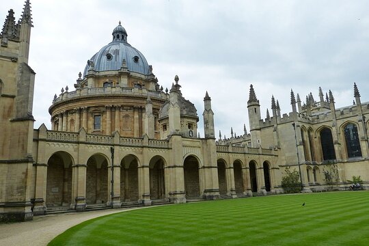 Oxford University Private Walking Tour with a Professional Guide  Private Tours and Travel Guide Europe London CITY Oxford Destination Tour